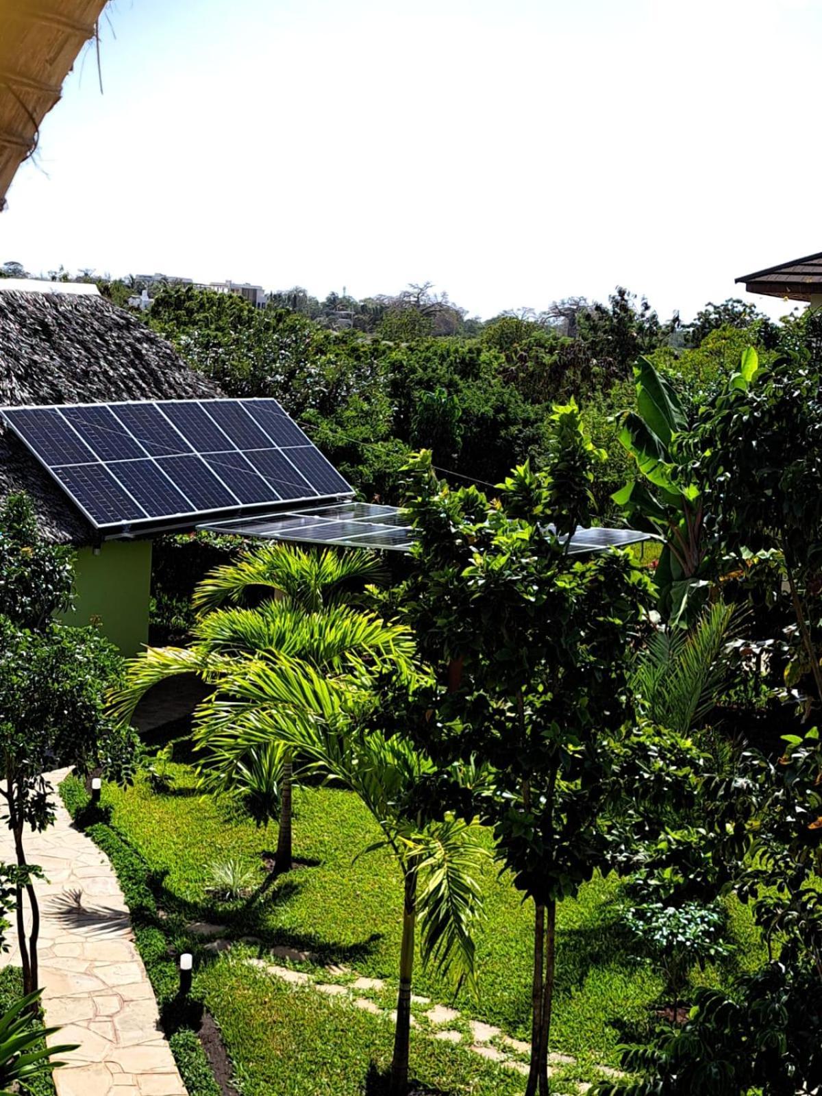 Paradiesische Villa Maisha Mazuri Mit Pool. Terrasse Und Personal Diani Beach Extérieur photo